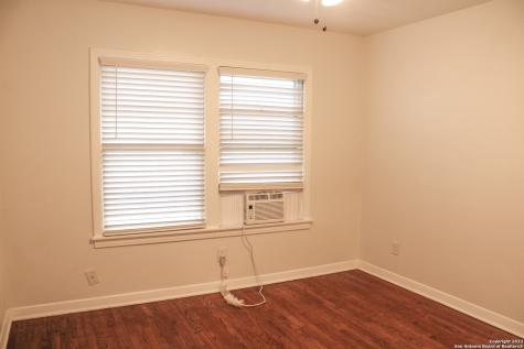 2825 W Woodlawn Avenue San Antonio TX 78228