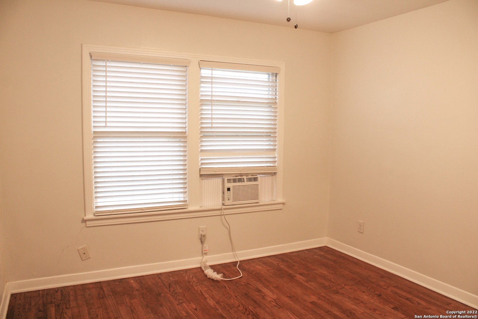 2825 W Woodlawn Avenue San Antonio TX 78228