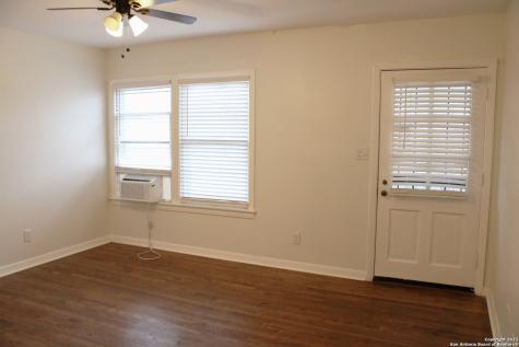 2825 W Woodlawn Avenue San Antonio TX 78228