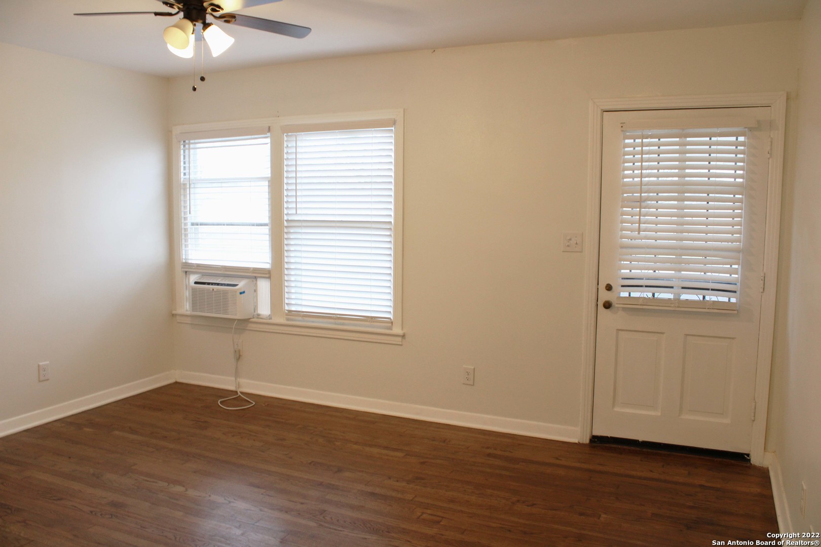 2825 W Woodlawn Avenue San Antonio TX 78228