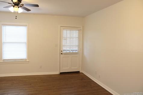 2825 W Woodlawn Avenue San Antonio TX 78228