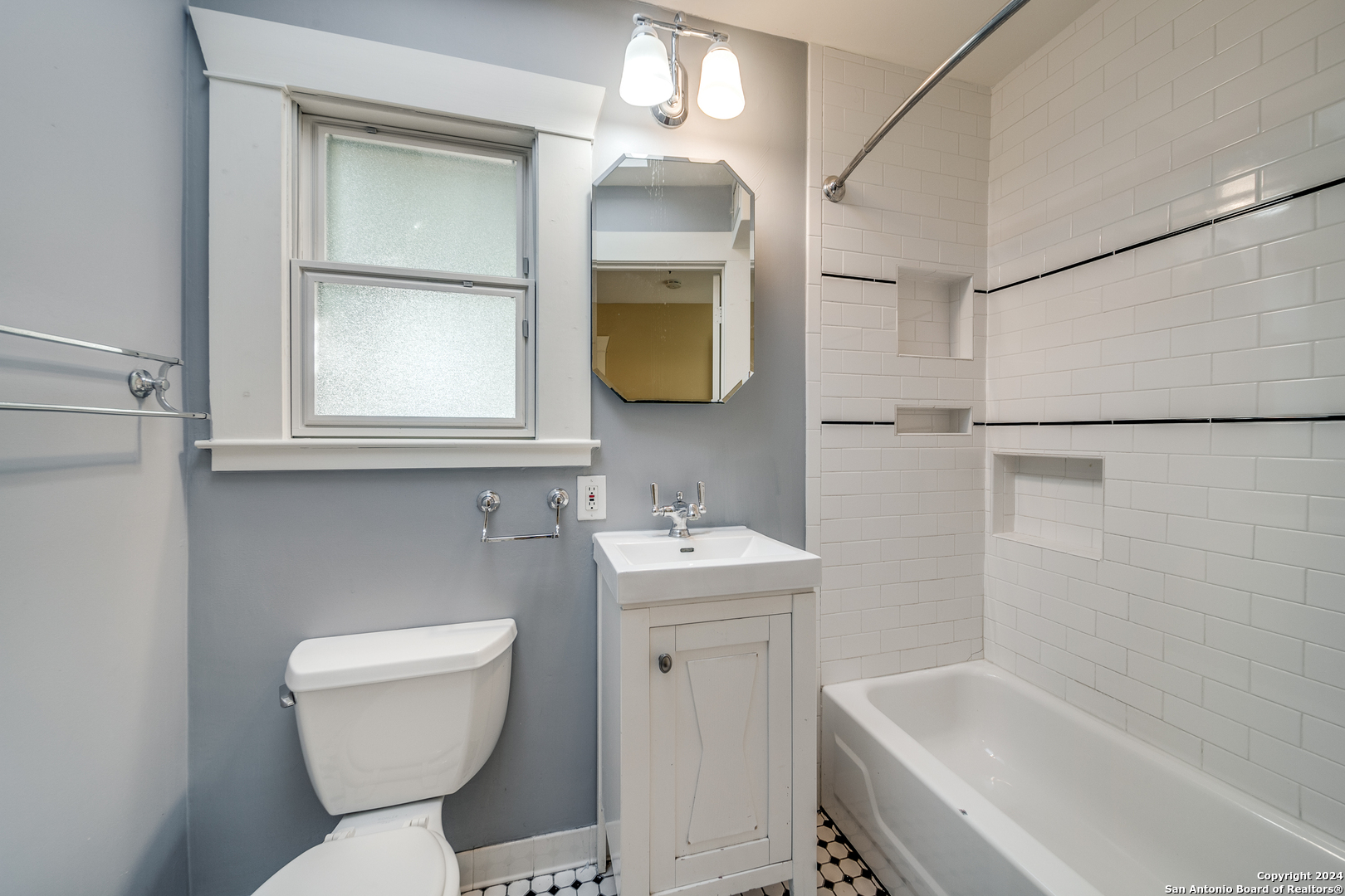 307 Rosemary Avenue Alamo Heights TX 78209