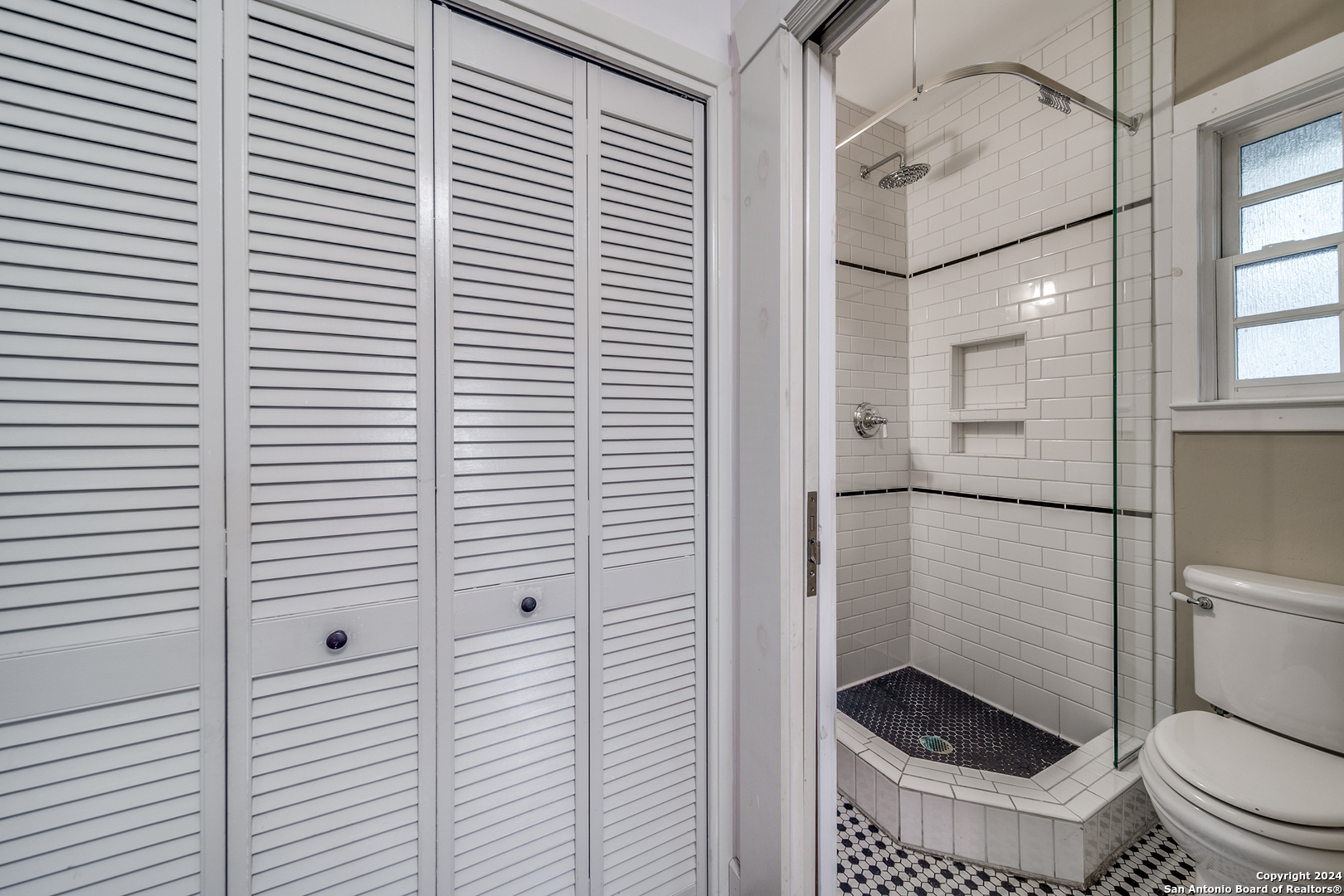 307 Rosemary Avenue Alamo Heights TX 78209