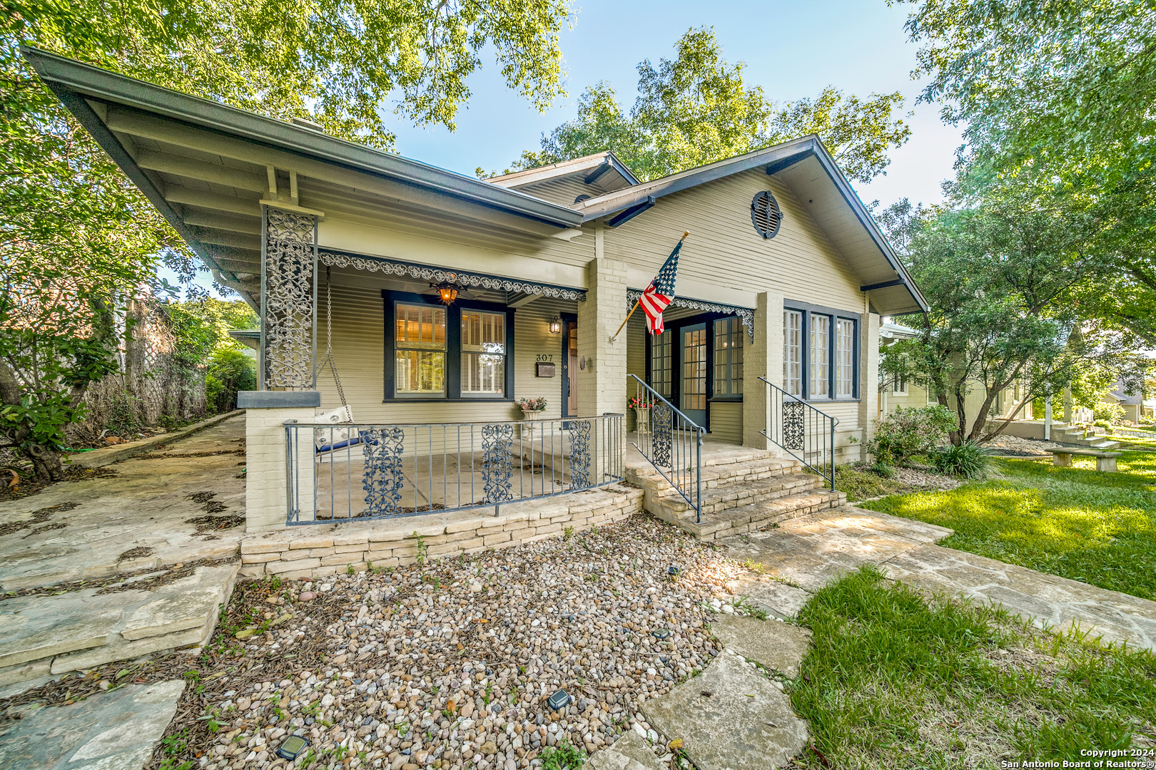 307 Rosemary Avenue Alamo Heights TX 78209