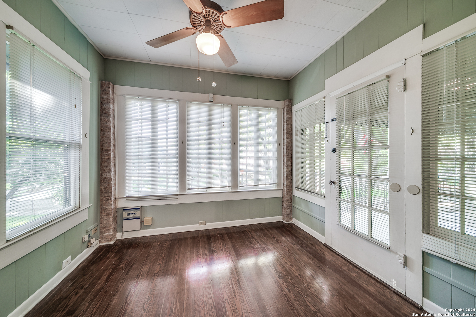307 Rosemary Avenue Alamo Heights TX 78209