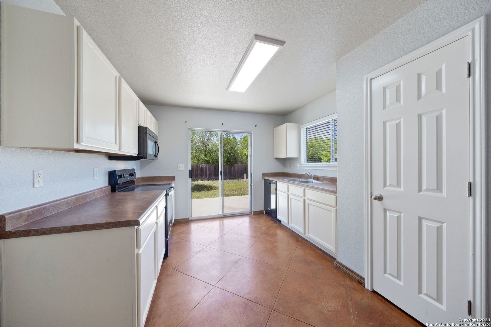 9227 Dublin Moor San Antonio TX 78254