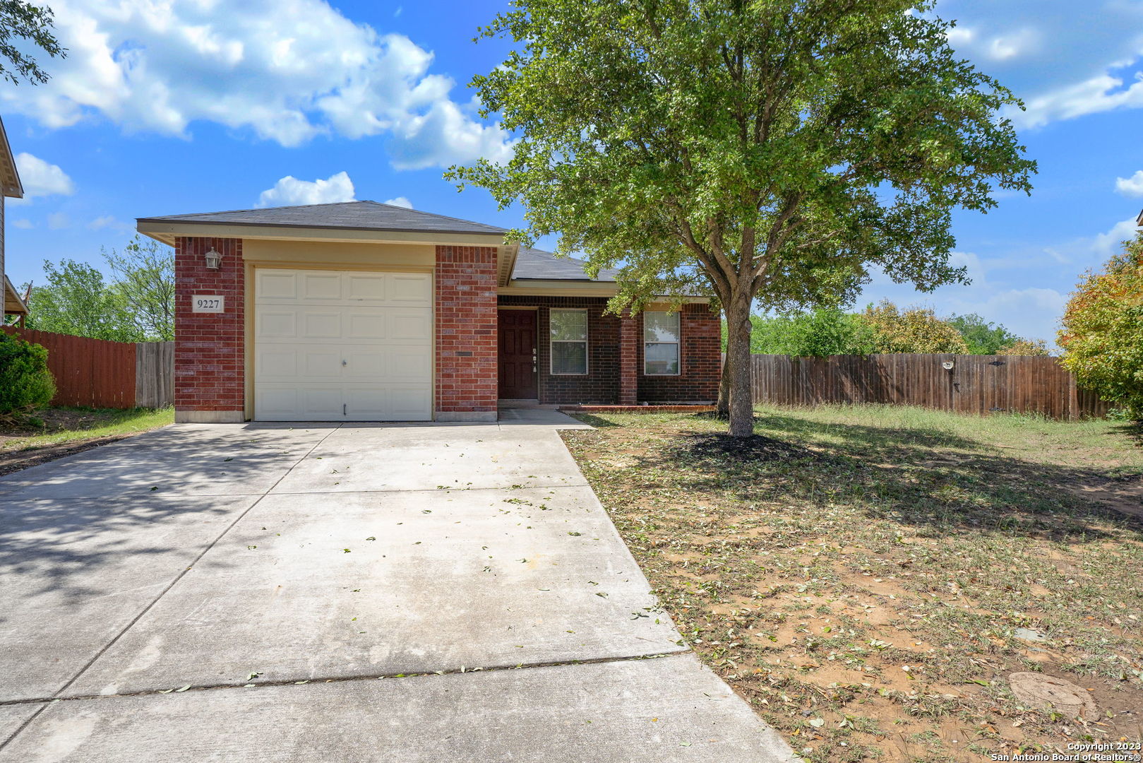 9227 Dublin Moor San Antonio TX 78254
