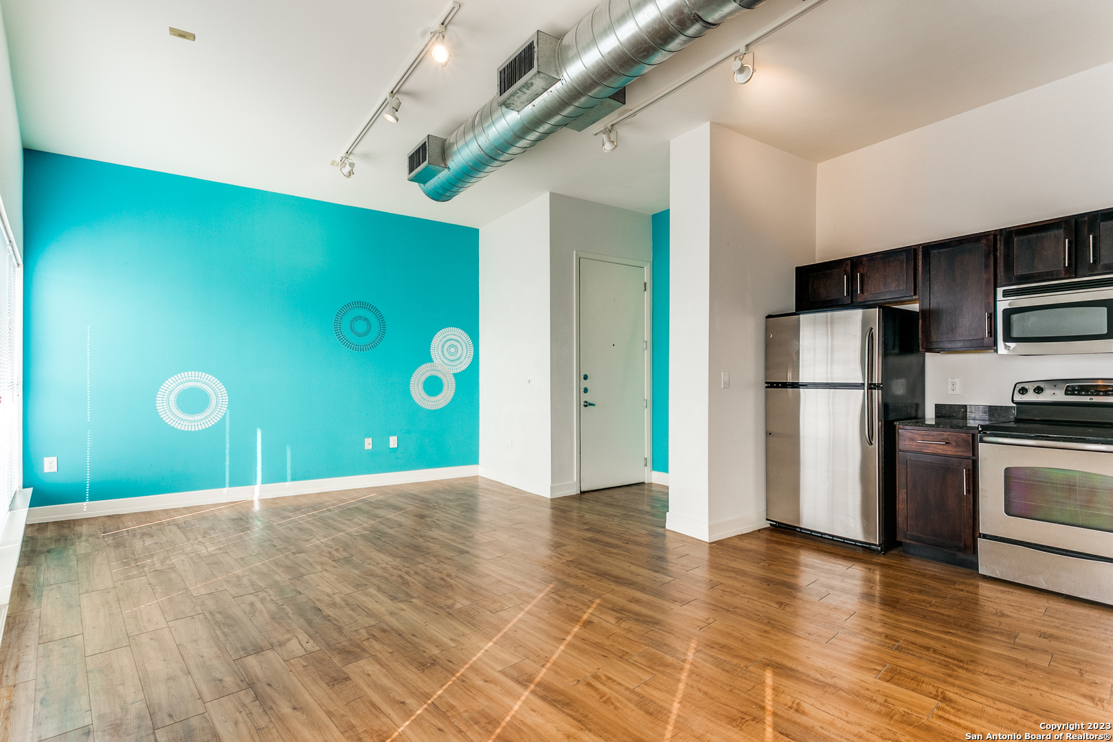 1401 S Flores Street San Antonio TX 78204