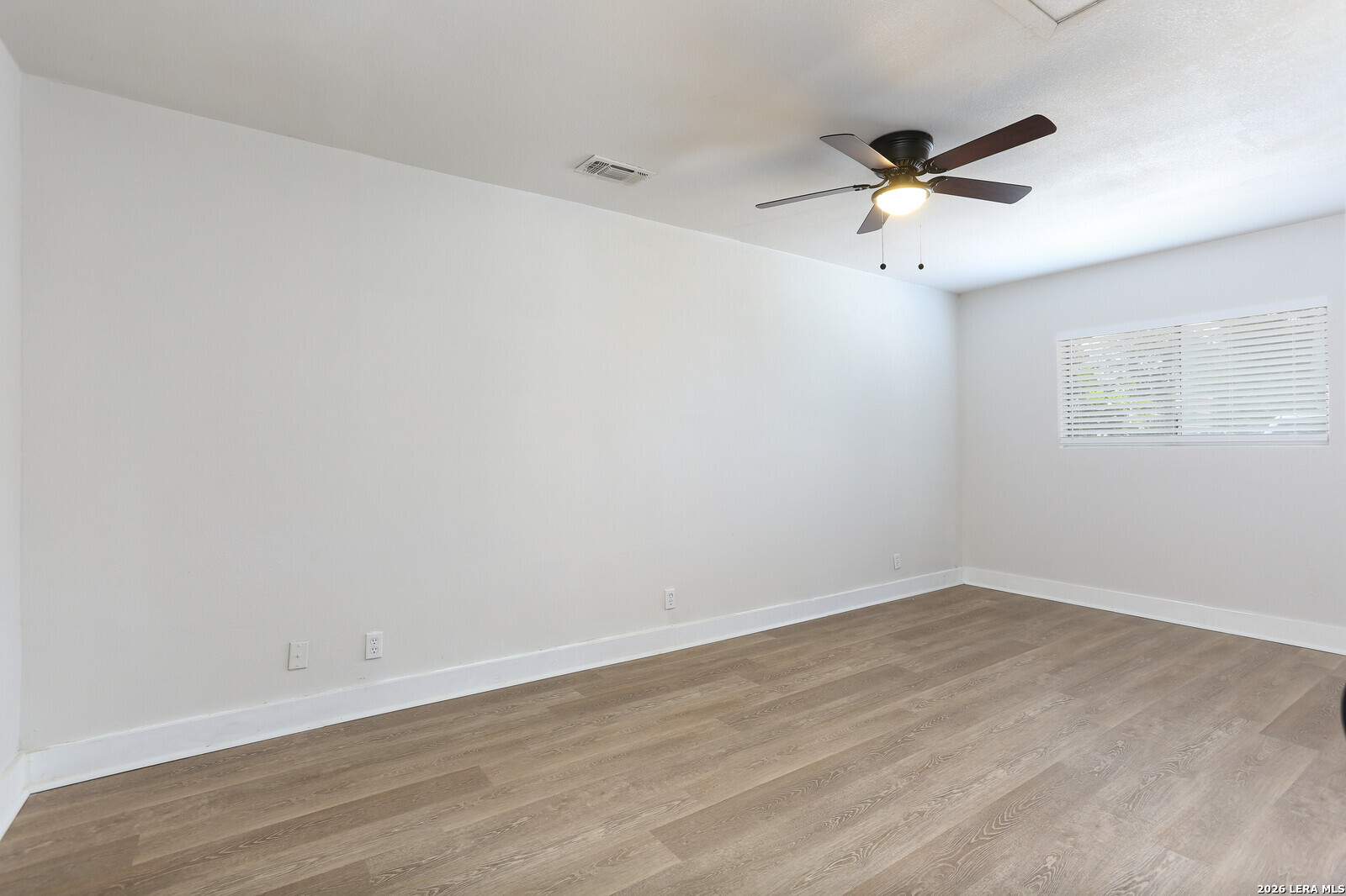 2027 Leesburg San Antonio TX 78220