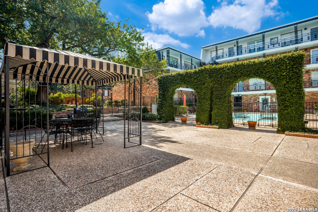 8401 N New Braunfels San Antonio TX 78209