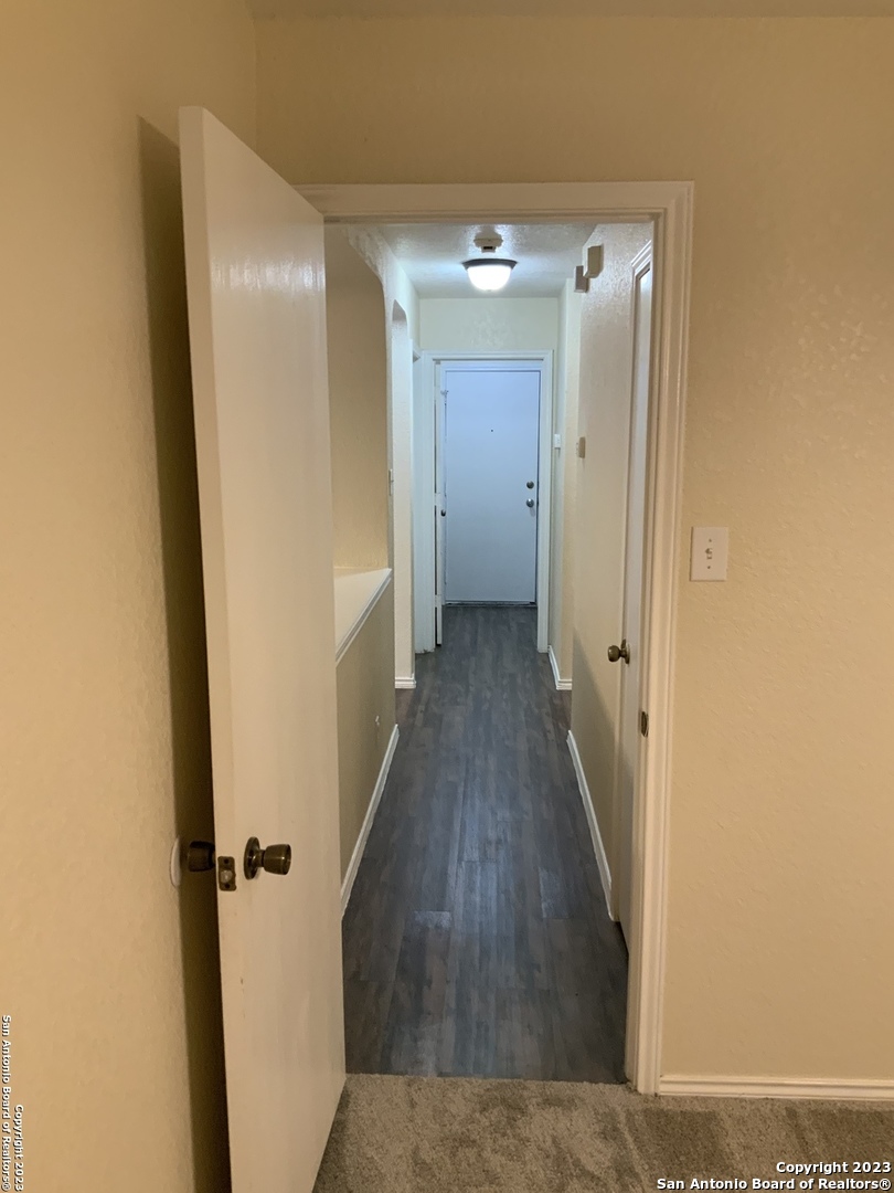 7718 Cedar Farm San Antonio TX 78239