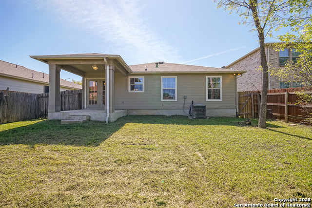 7718 Cedar Farm San Antonio TX 78239