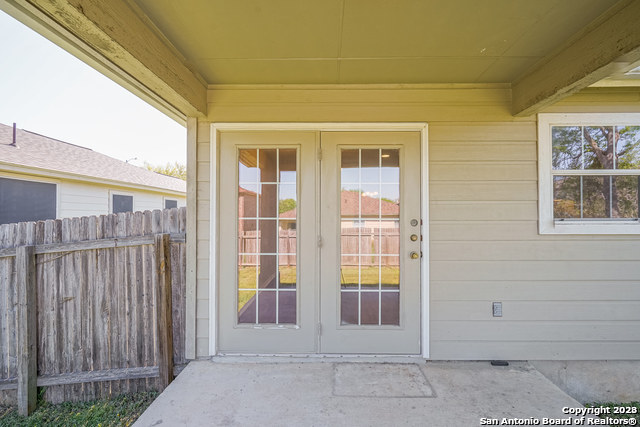 7718 Cedar Farm San Antonio TX 78239
