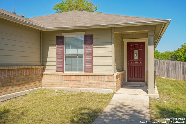 7718 Cedar Farm San Antonio TX 78239