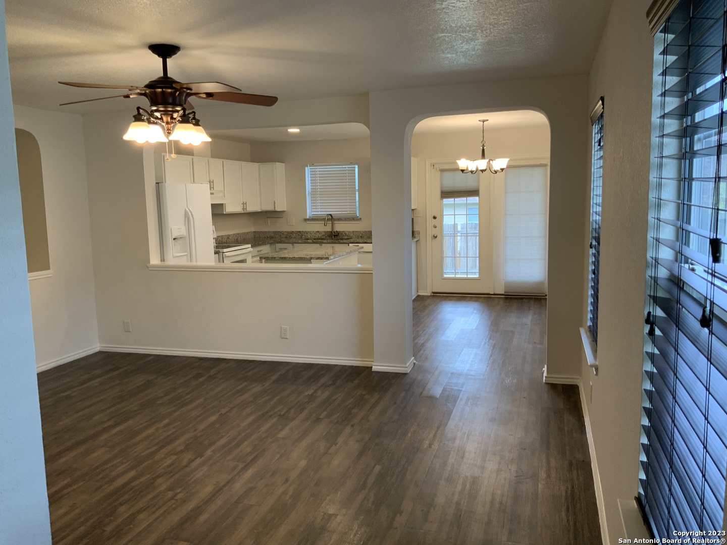 7718 Cedar Farm San Antonio TX 78239