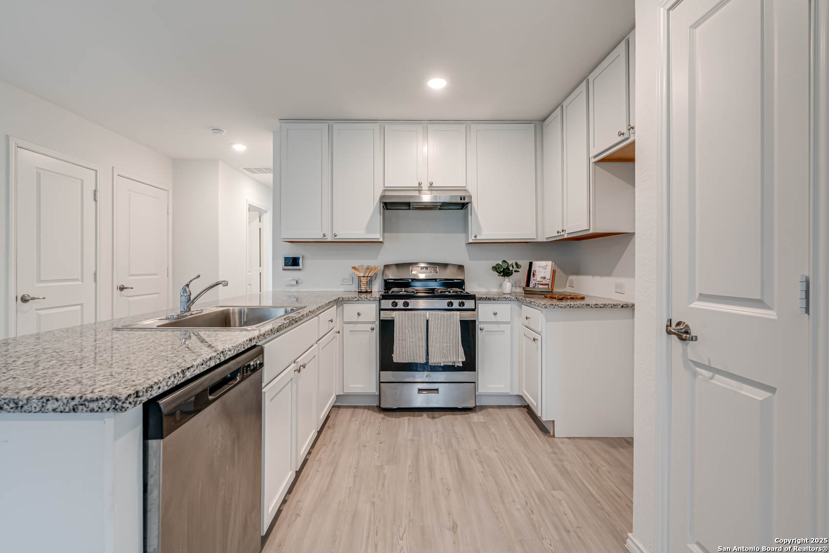 9458 Tarbutton Trail San Antonio TX 78211
