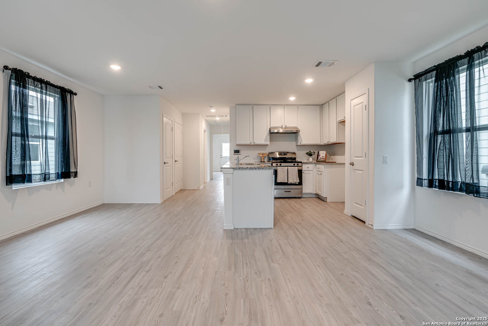 9458 Tarbutton Trail San Antonio TX 78211