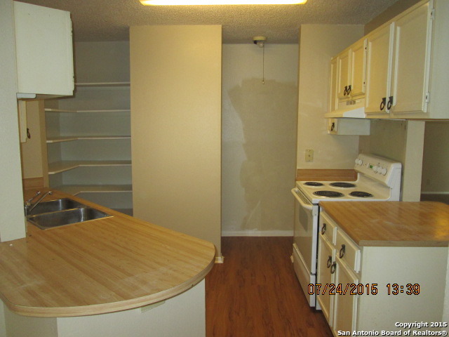3932 Heritage Hill Drive San Antonio TX 78247