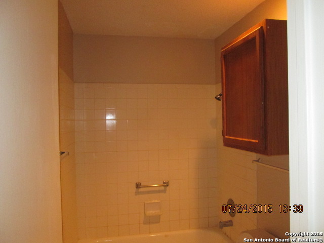 3932 Heritage Hill Drive San Antonio TX 78247