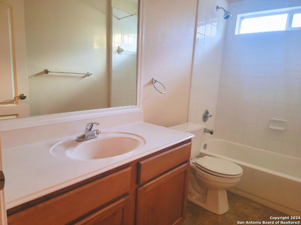12610 Course View Drive San Antonio TX 78221