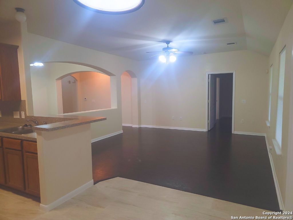 12610 Course View Drive San Antonio TX 78221