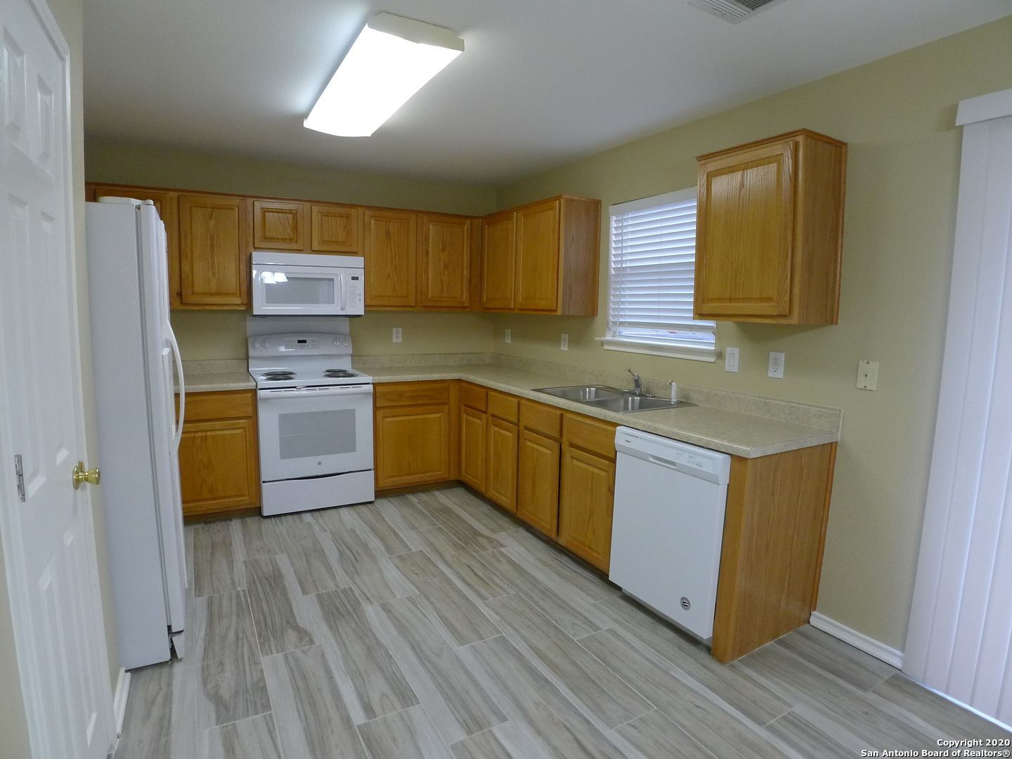 8915 Scarlet Creek Universal City TX 78148