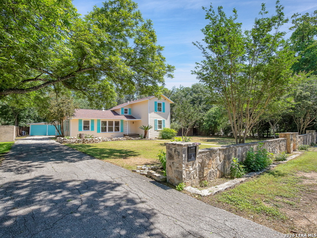 785 Burr Terrell Hills TX 78209
