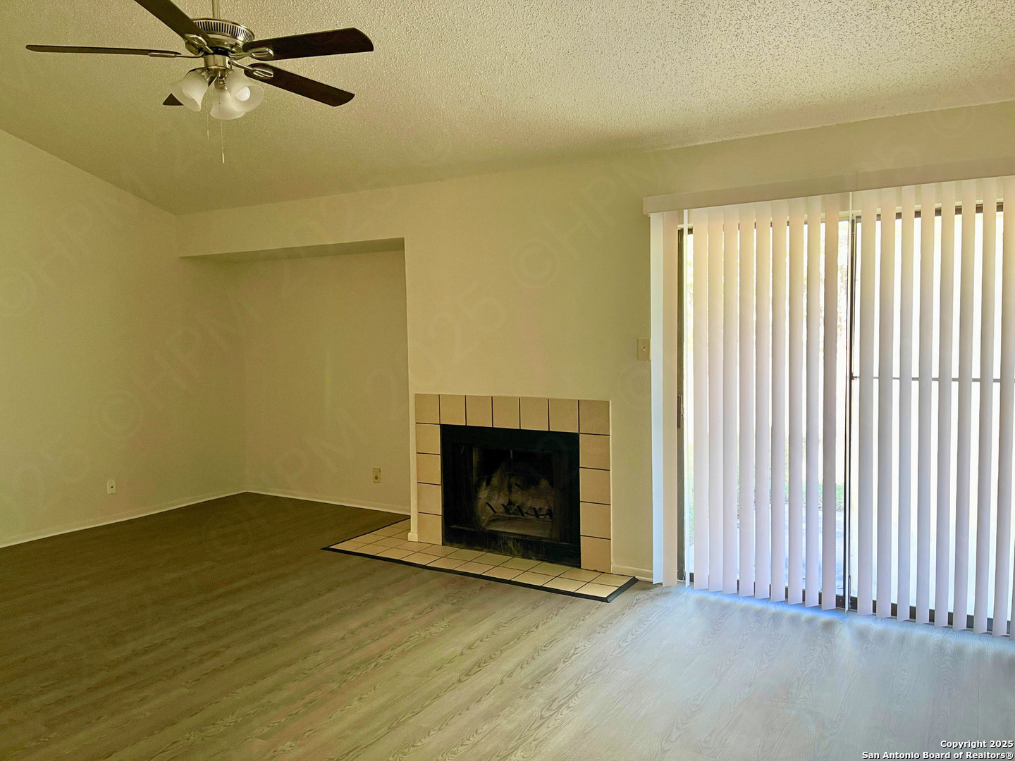 7315 Ridge Beach Converse TX 78109