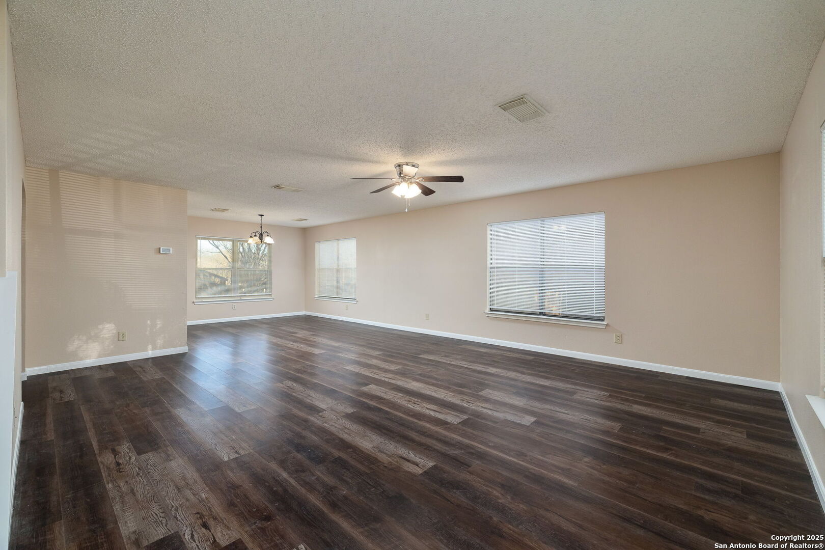 3304 Baldwin Park Schertz TX 78154