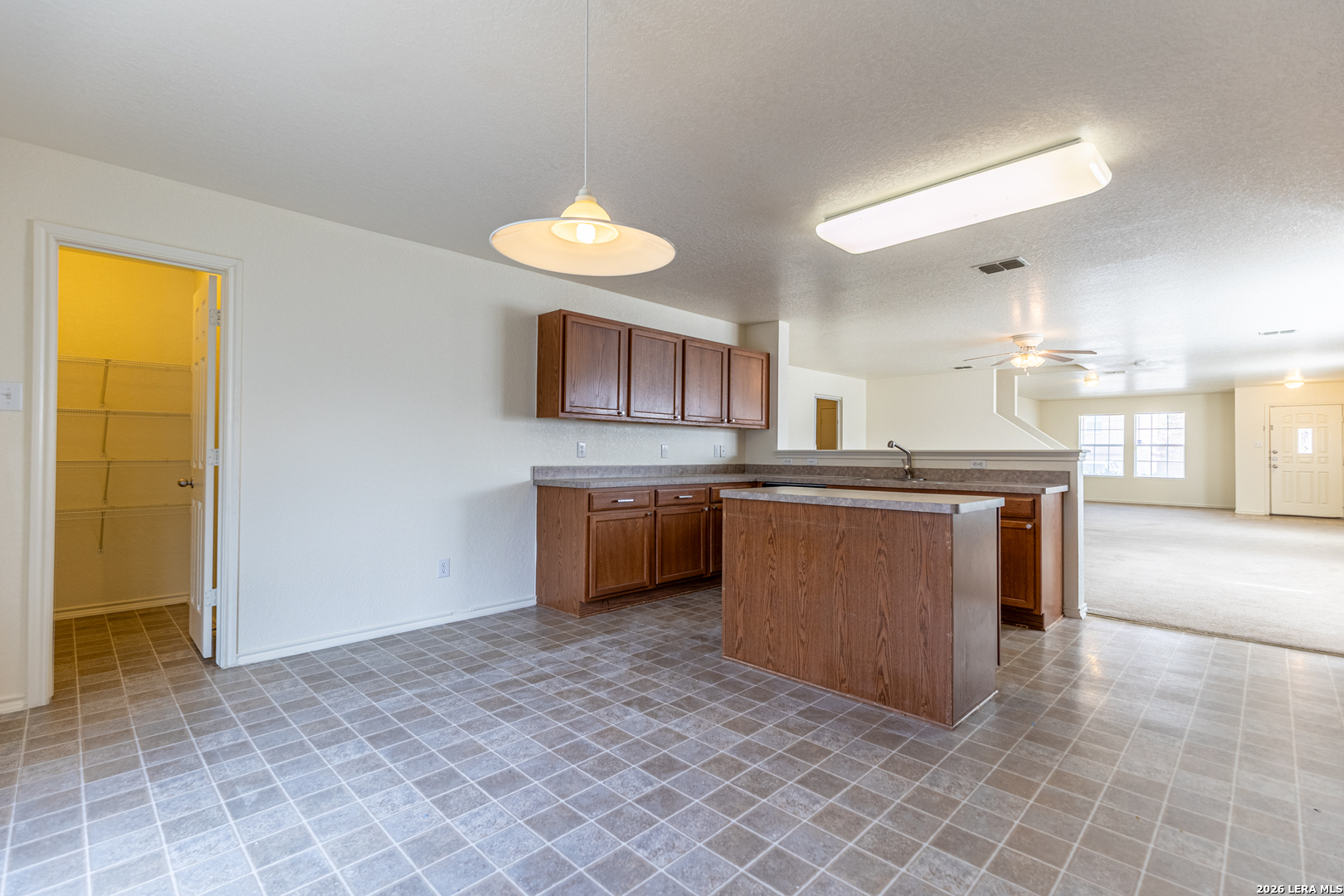 3735 Amber Leaf San Antonio TX 78245