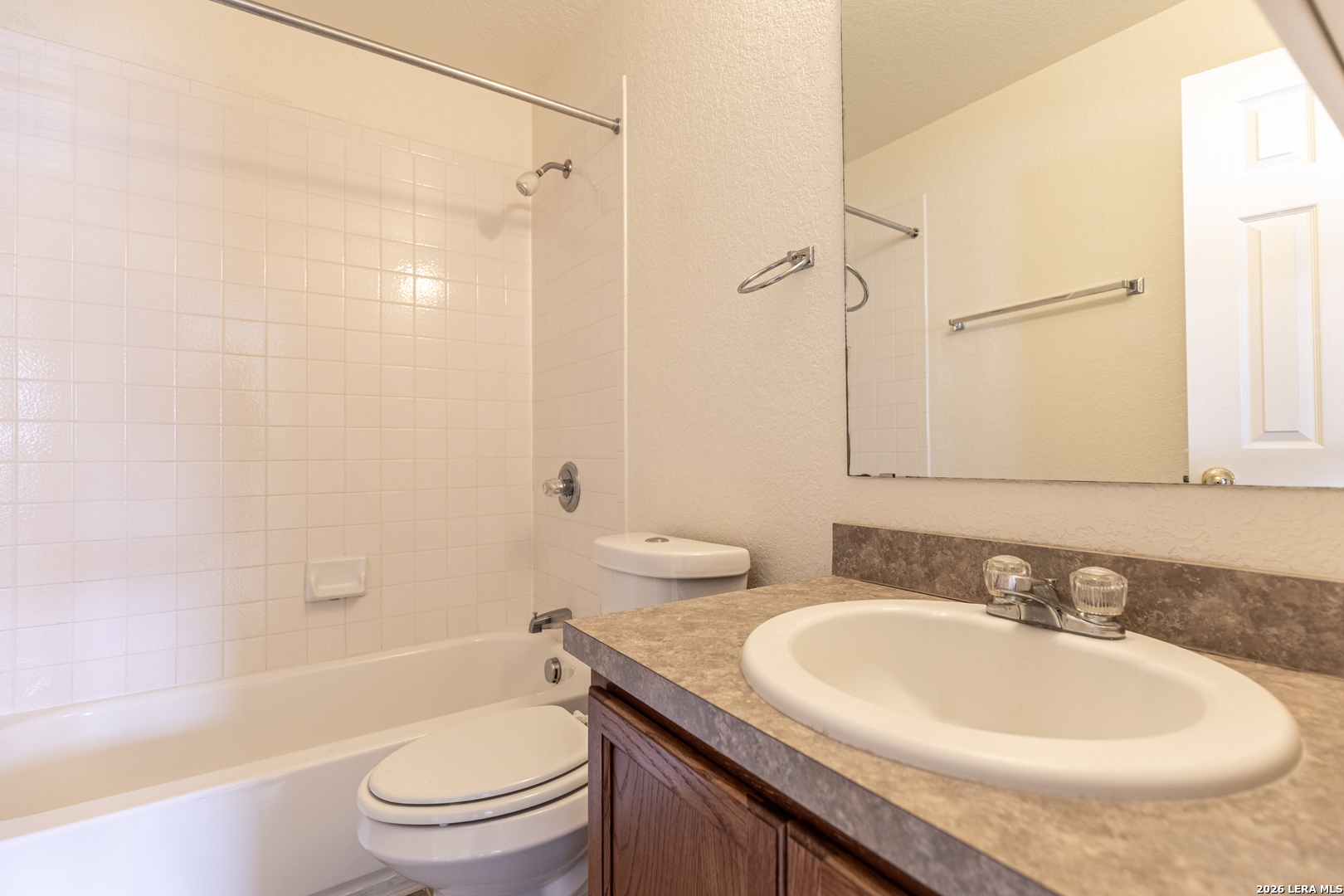 3735 Amber Leaf San Antonio TX 78245