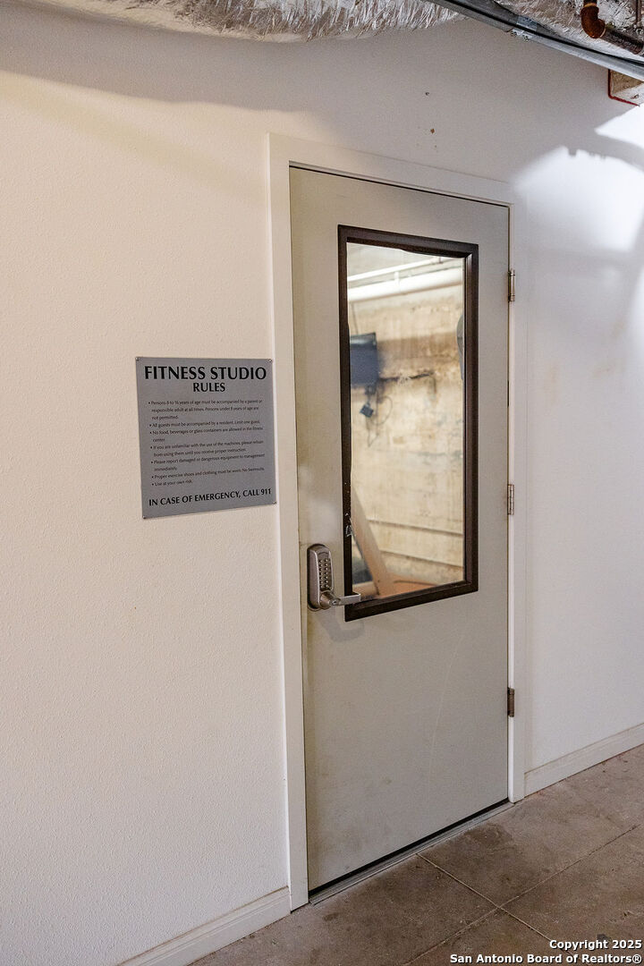 939 S Frio Street San Antonio TX 78207