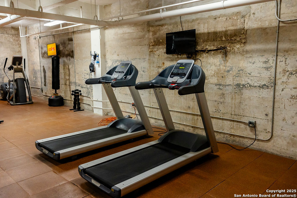 939 S Frio Street San Antonio TX 78207