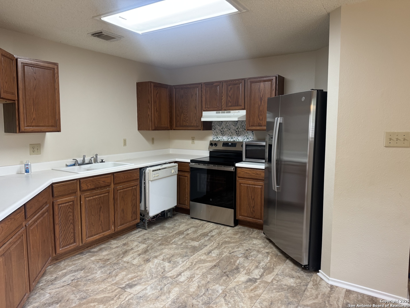 5251 Senisa Springs San Antonio TX 78251