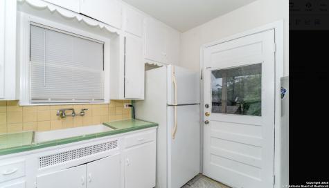 415 Bryn Mawr San Antonio TX 78209