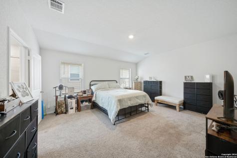 6630 Greensleeves San Antonio TX 78252