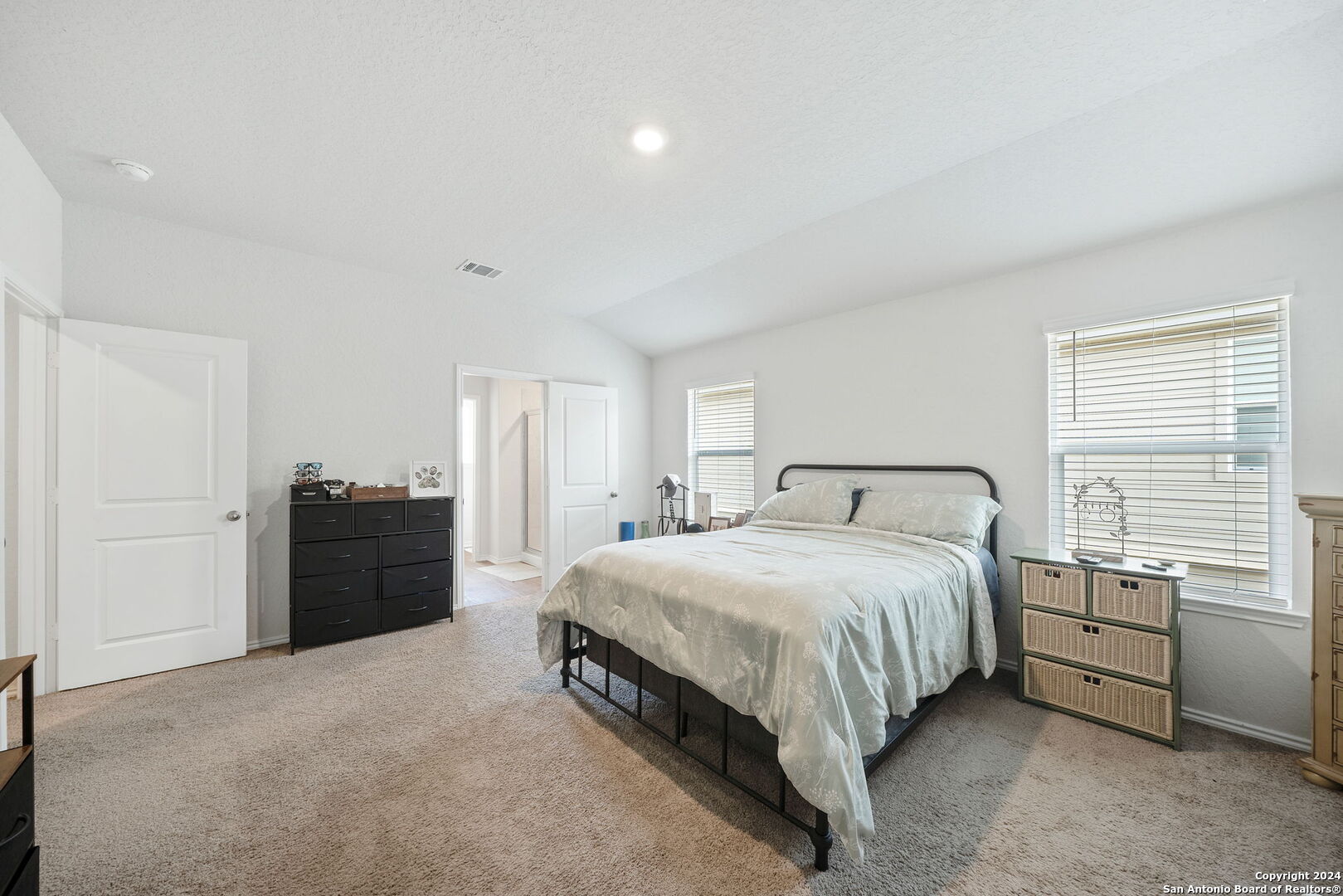 6630 Greensleeves San Antonio TX 78252