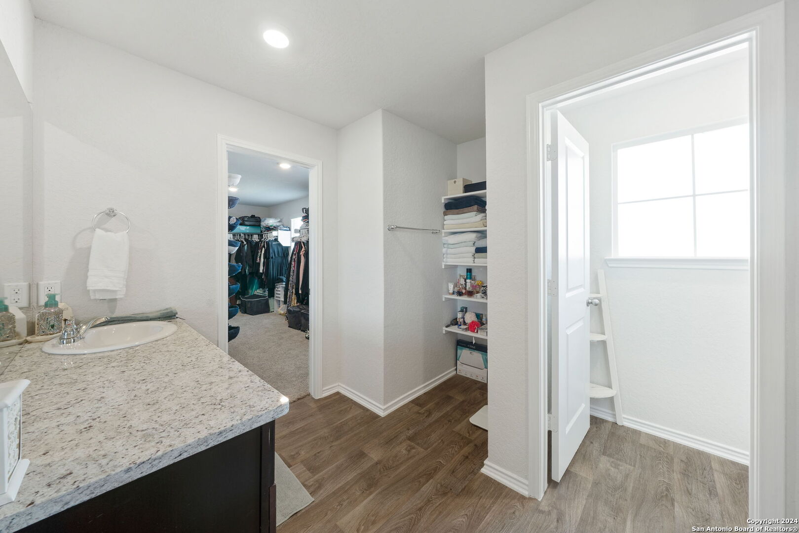 6630 Greensleeves San Antonio TX 78252