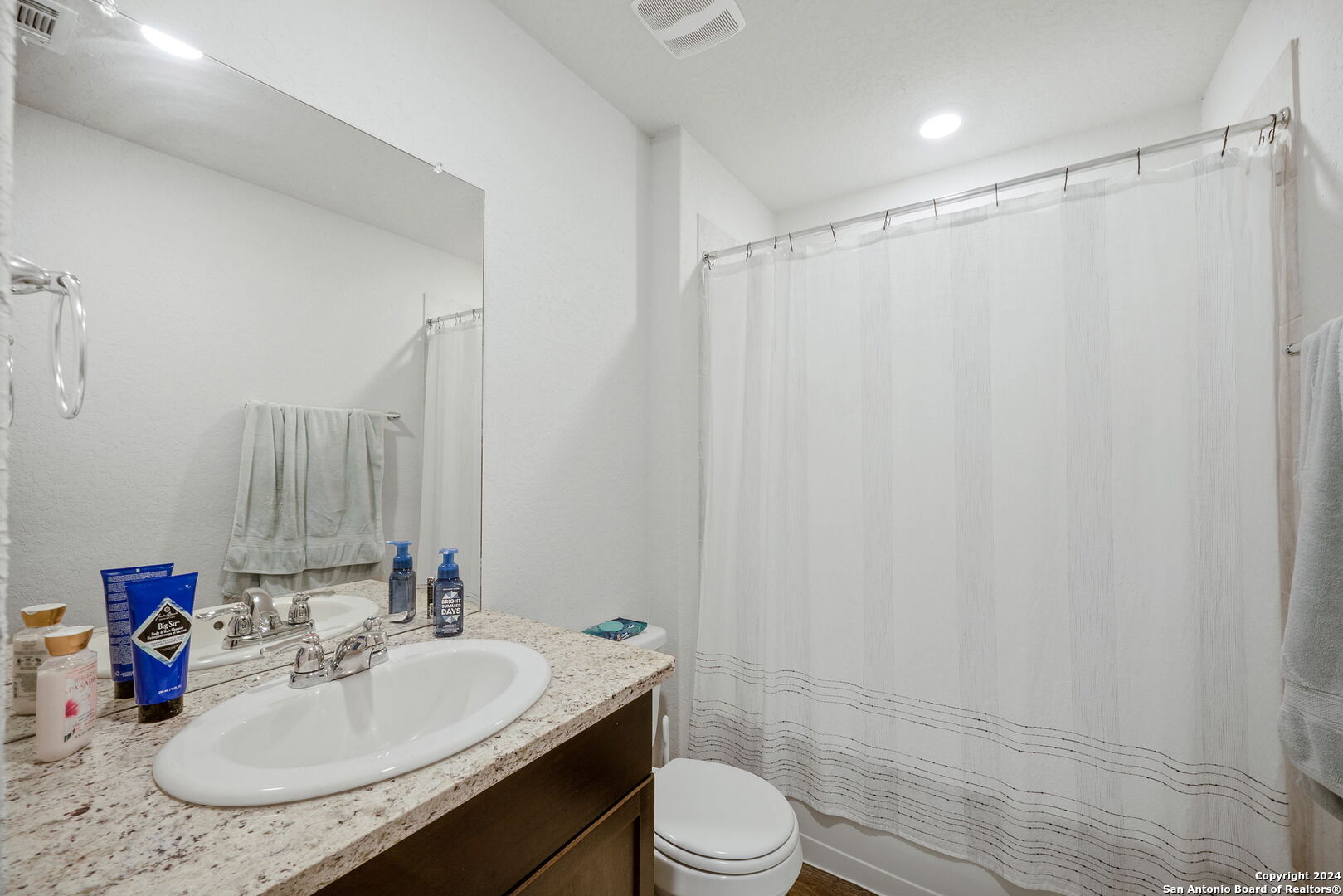 6630 Greensleeves San Antonio TX 78252