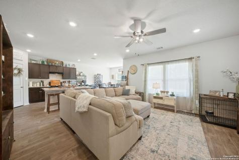 6630 Greensleeves San Antonio TX 78252