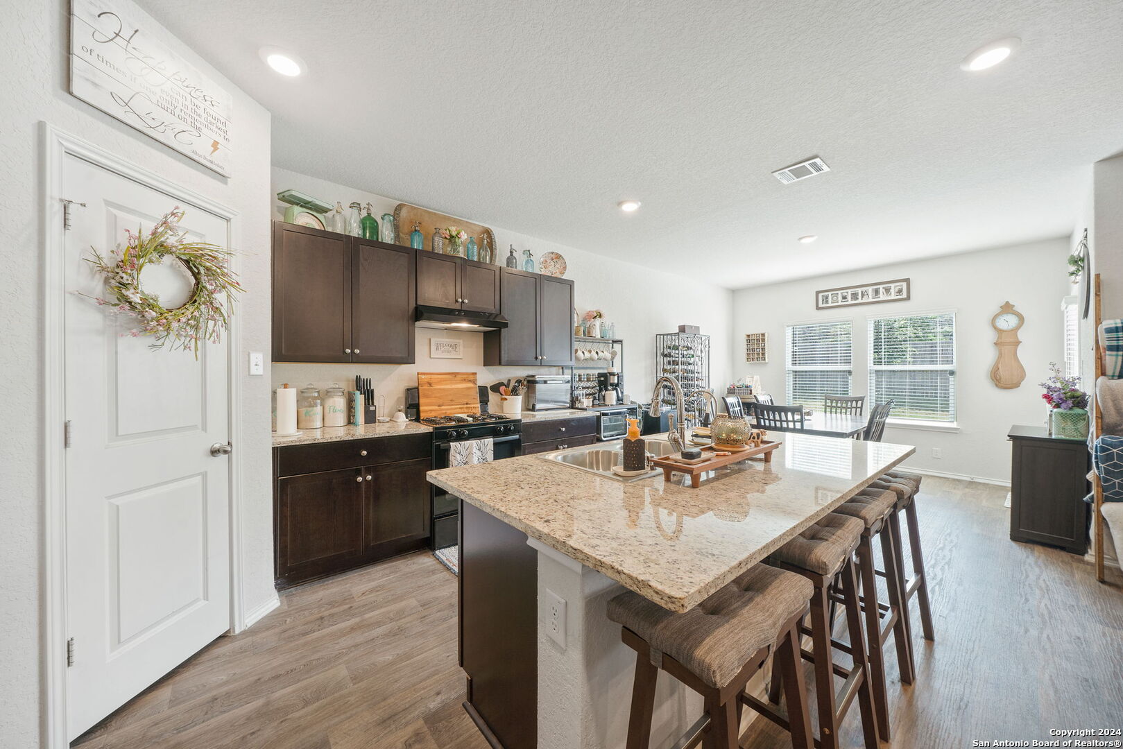 6630 Greensleeves San Antonio TX 78252