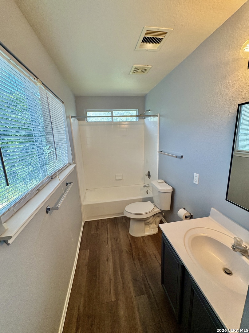 124 Booker Palm San Antonio TX 78239