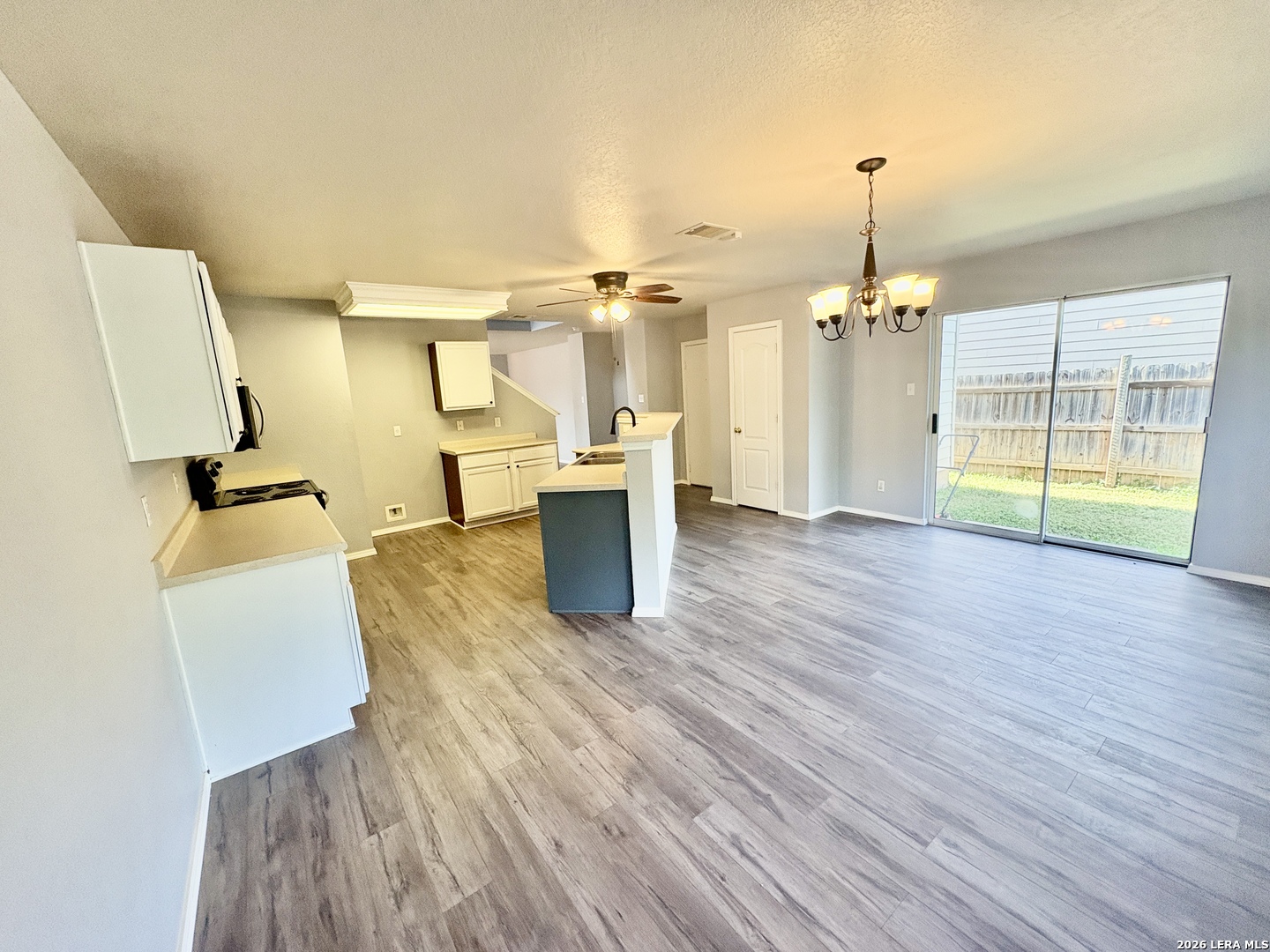 124 Booker Palm San Antonio TX 78239