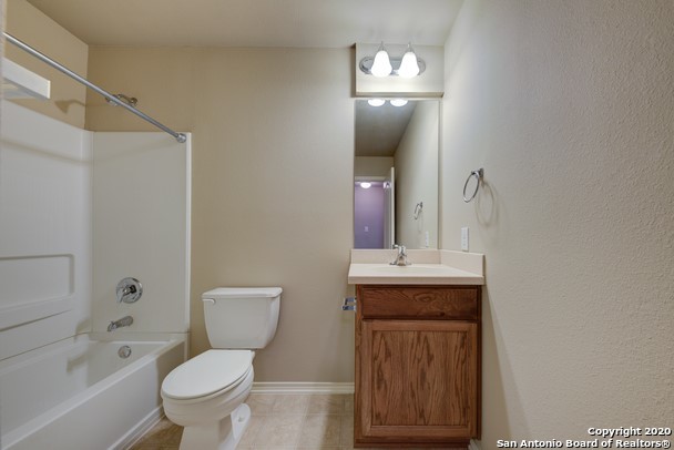 5439 Bright Run San Antonio TX 78240