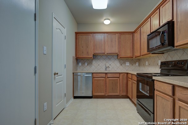 5439 Bright Run San Antonio TX 78240