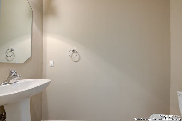 5439 Bright Run San Antonio TX 78240