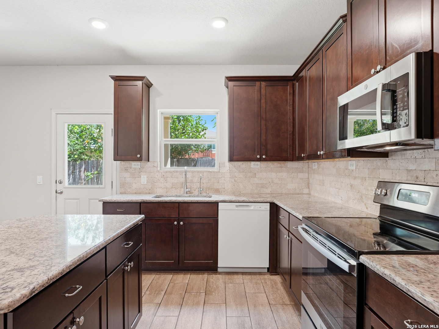 7823 Sunrise Cay San Antonio TX 78251