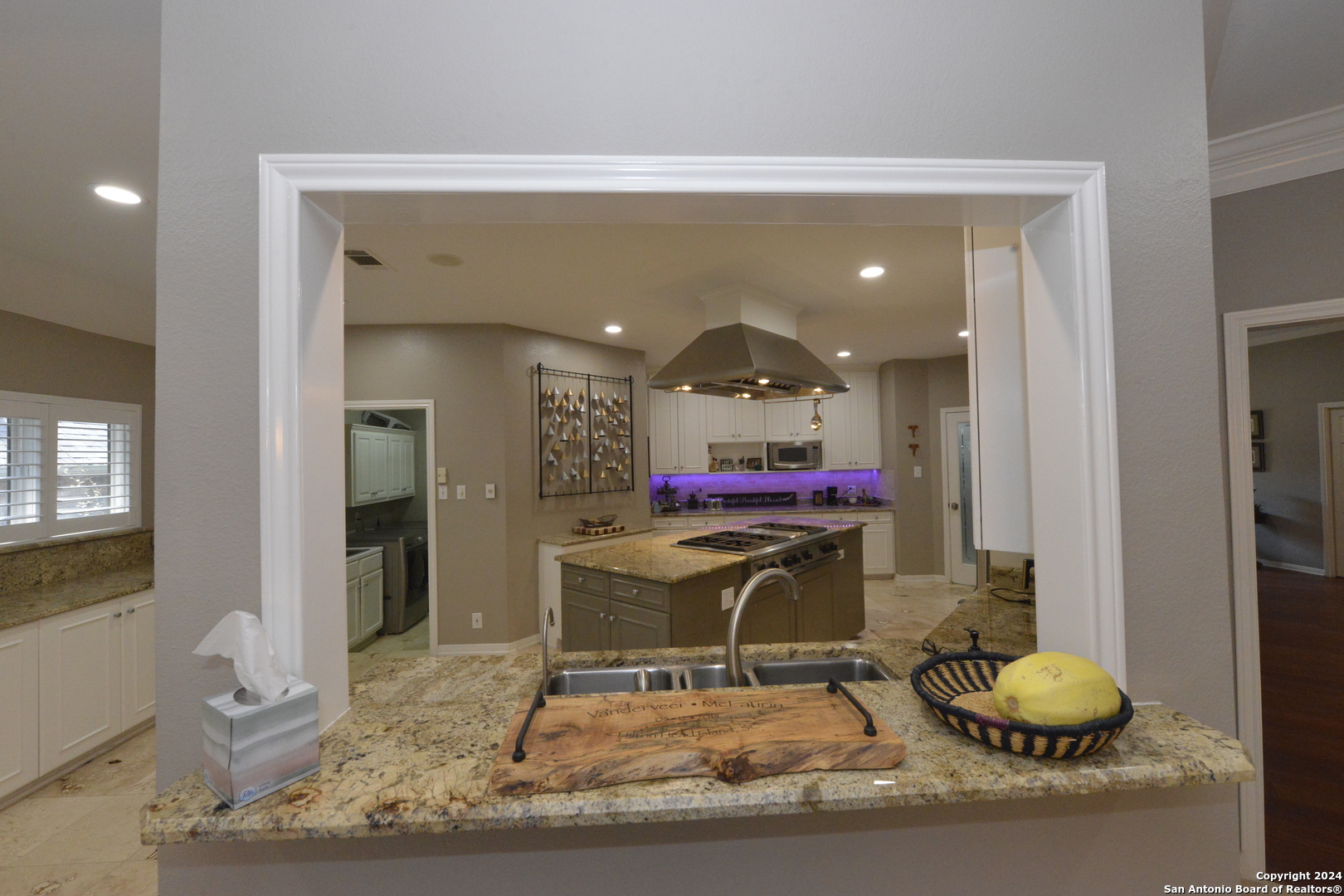 2211 Postoak Court San Antonio TX 78248