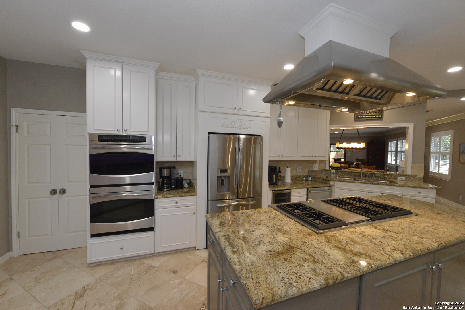 2211 Postoak Court San Antonio TX 78248