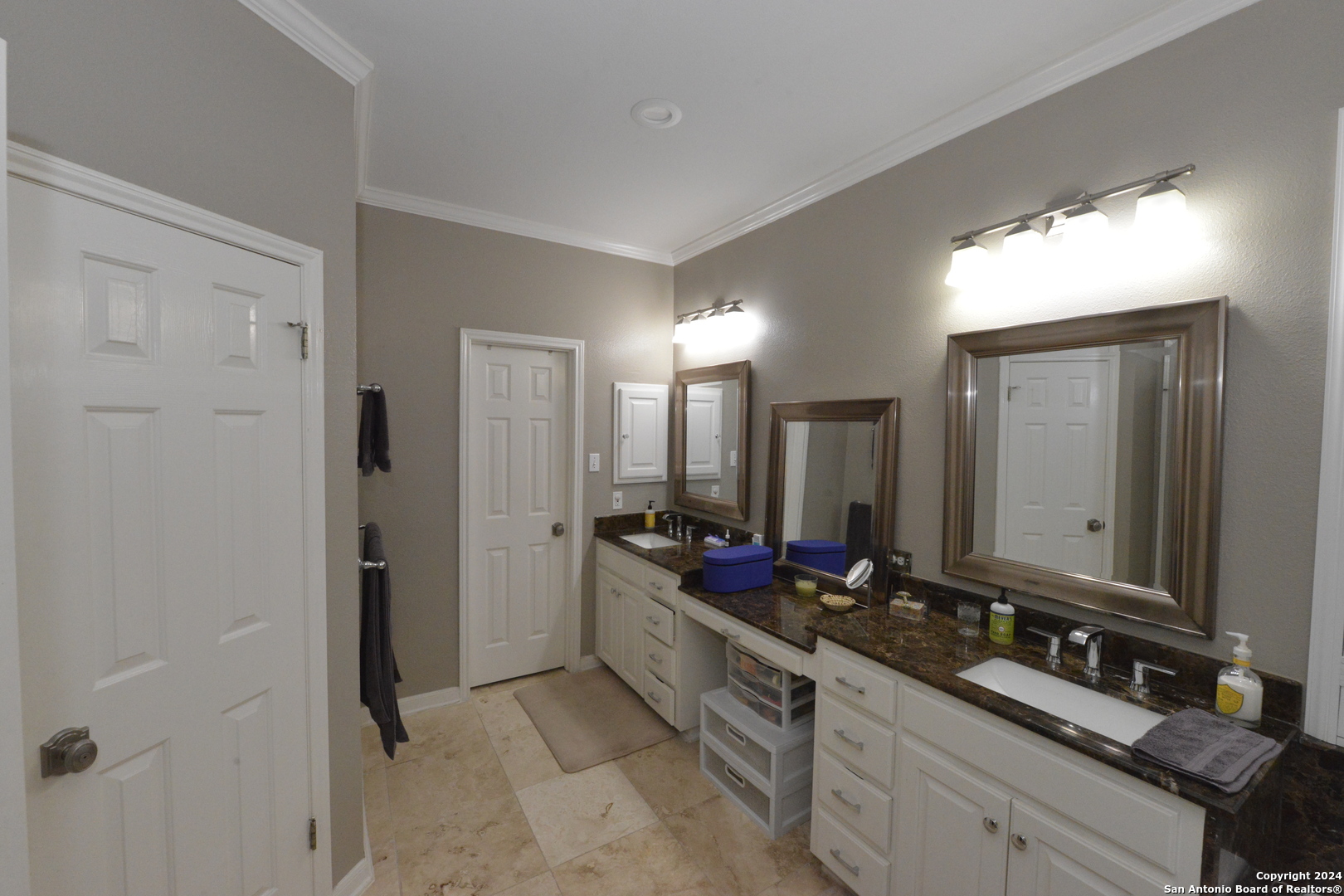 2211 Postoak Court San Antonio TX 78248